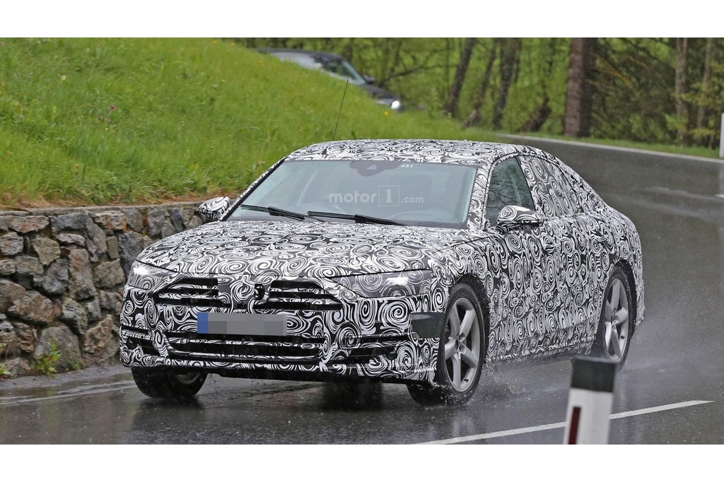 2018 Audi A8 Spy Photo