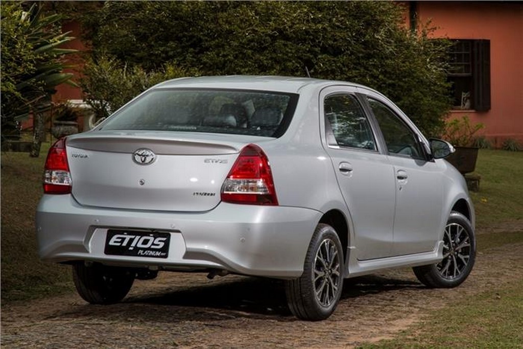 Toyota Etios Liva Platinum Facelift Brazil Motor World India toyota-etios-liva-platinum-facelift-brazil-motor-world-india