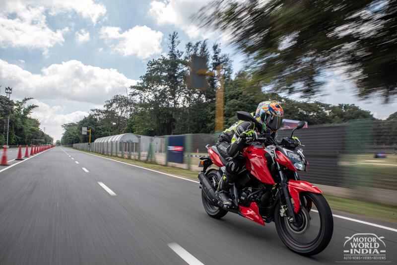 Tvs Apache Rtr 0 4v Apache Rtr 160 4v Bs 6 Road Test Review Motor World India Tvs Apache Rtr 0 4v Apache Rtr 160 4v Bs 6 Road Test Review Motor World India