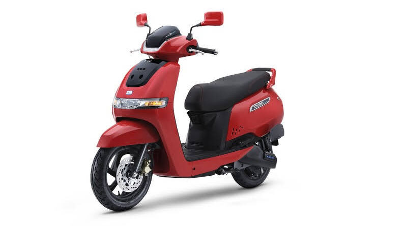 TVS Motor unveils the new iQube ST, offering battery choices of 3.4 kWh and 5.1 kWh, with prices starting at INR 1.85 lakh
